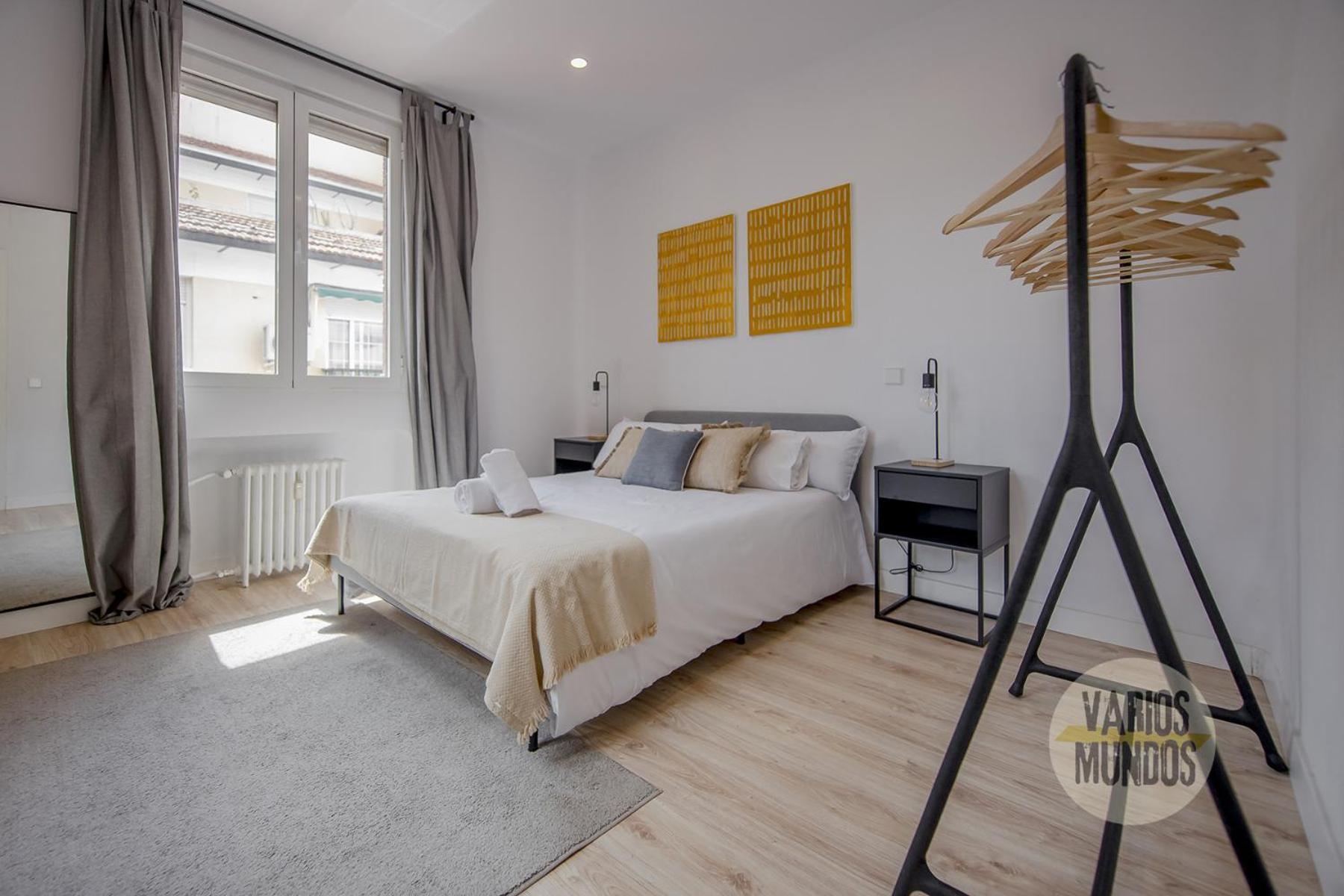 Apartamento Atico X9 Pax Con Gran Terraza En El La Latina Madrid Exterior foto