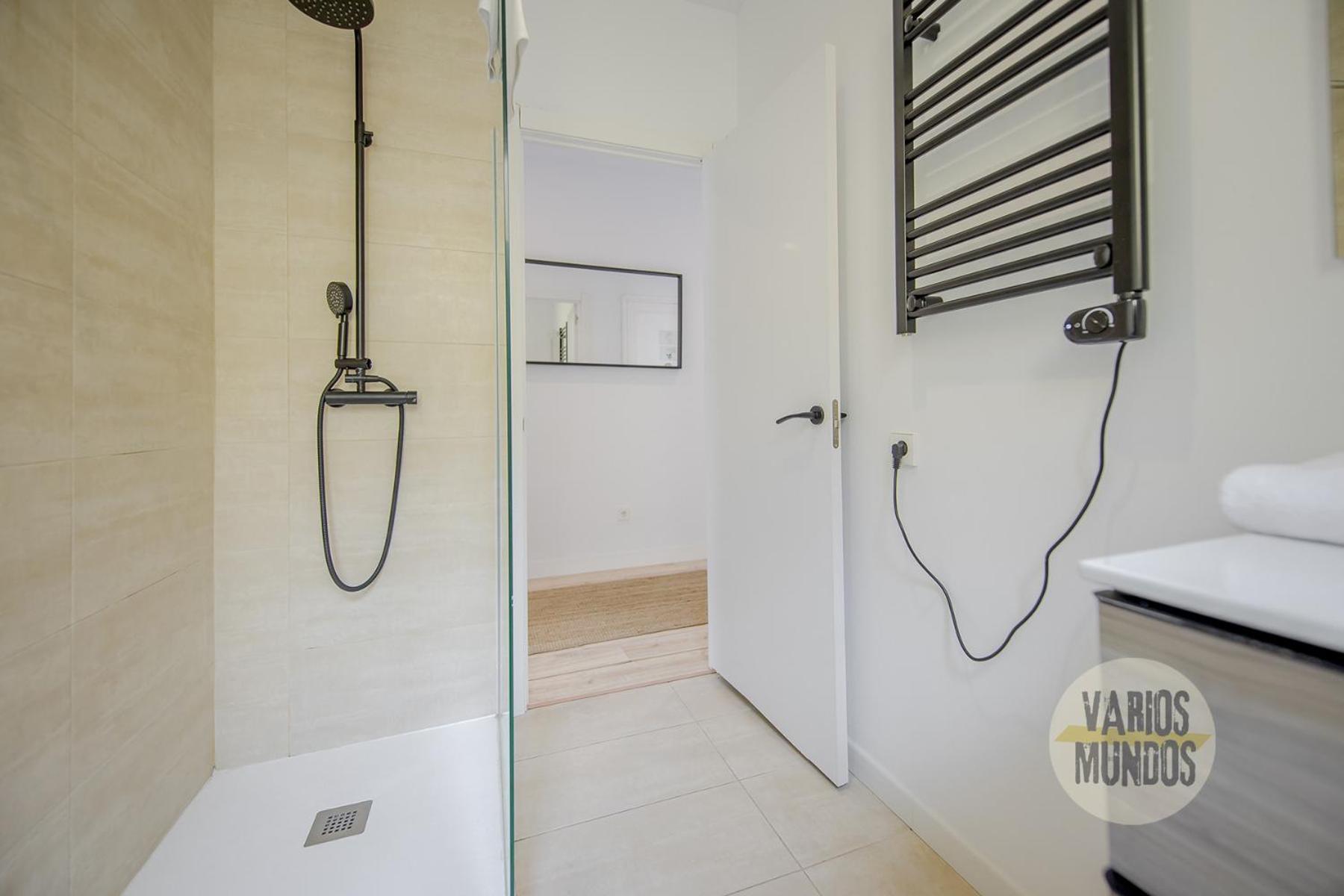 Apartamento Atico X9 Pax Con Gran Terraza En El La Latina Madrid Exterior foto